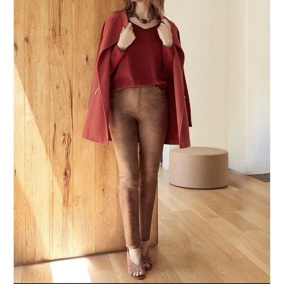 Chico's Womens The Ultimate Fit Faux Suede Leather Brown Pants Size 0 (Small 4) - Picture 11 of 11